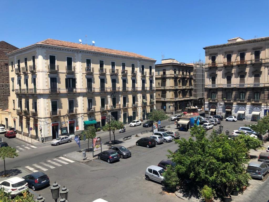 Apartmán Finestre In Piazza CTA Exteriér fotografie